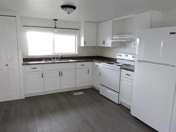 63 E 400 N #9, Huntington, UT 84528