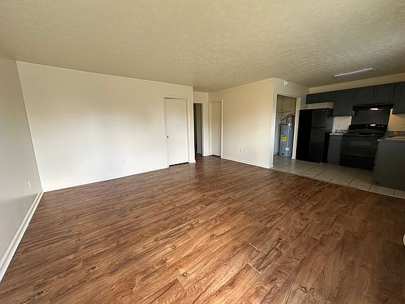2nd image of 306 Turpin Dr