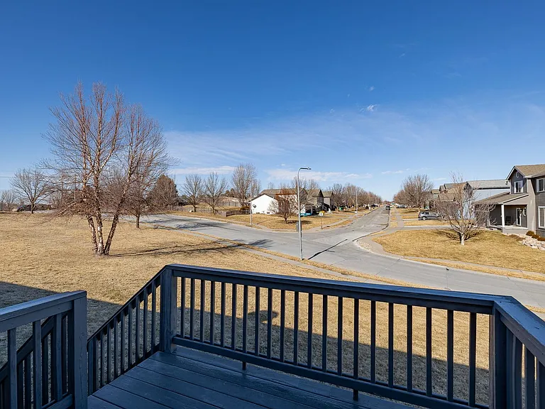19160 Drexel Cir — Photo 23