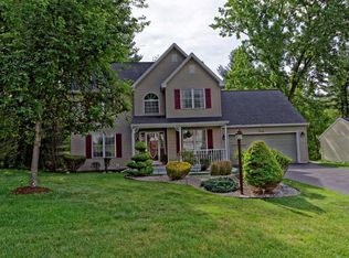 119 Old Coach Rd, Clifton Park, NY