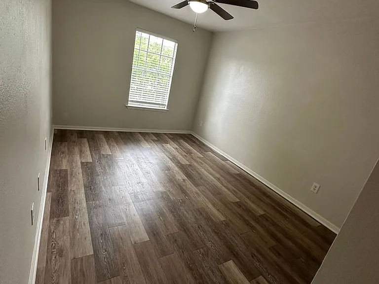 1105-1107 Uta Blvd — Photo 28