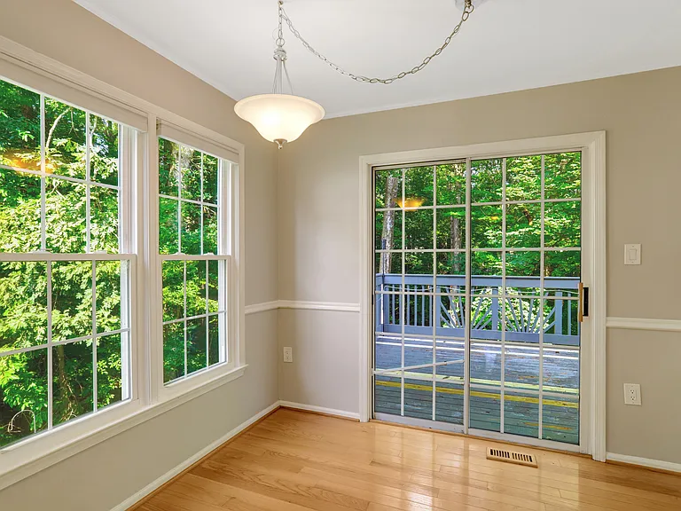 7926 Pebble Brook Ct — Photo 8