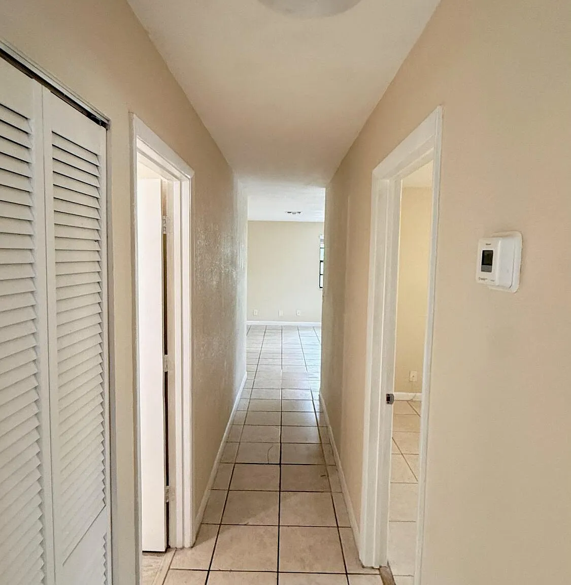 3 bed, 2.0 bath, 1090 sqft, $2,700 — Photo 3