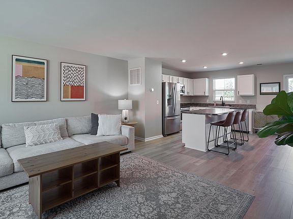 3rd image of 602 Maplestead Farms Ct