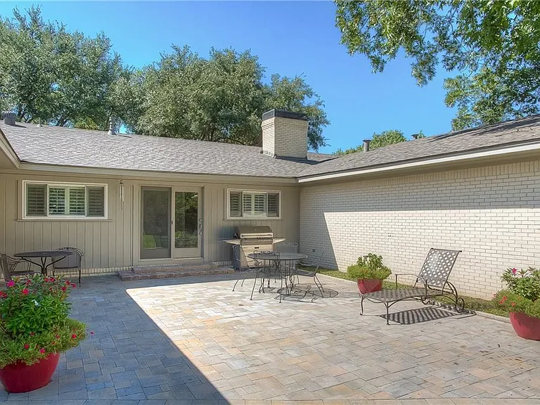 4309 Sarita Dr — Photo 26
