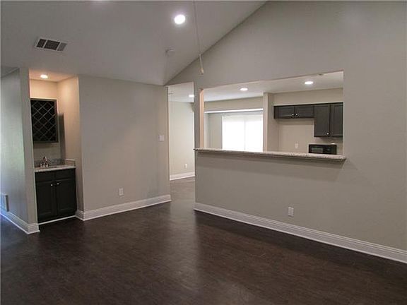 3rd image of 6820 Stillmeadows Cir N
