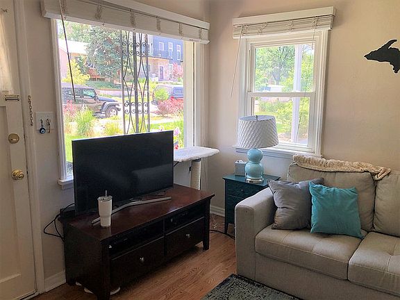 Lots of natural light