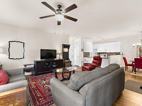 5th image of 203 Pickering Ln