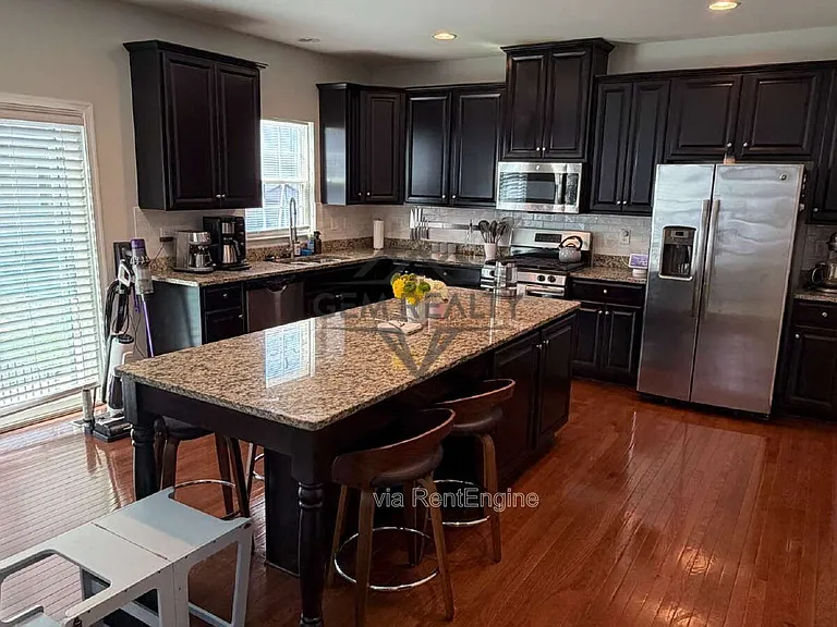 9321 Blue Pine Ln — Photo 4