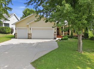 1809 Michigan Dr, Northfield, MN 55057
