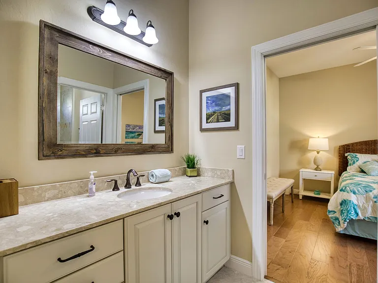 116 Pesaro Dr — Photo 39