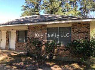 816 Austin Dr, Pineville, LA 71360