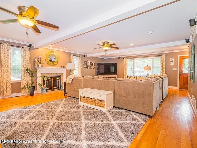 1 Kari Ct — Photo 16