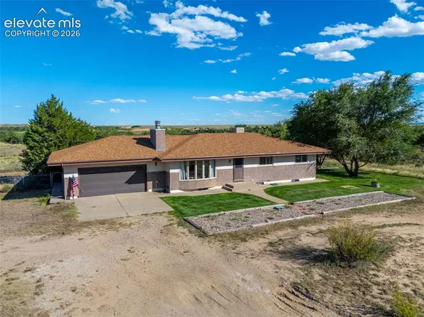 1980 27th Ln, Pueblo, CO 81006