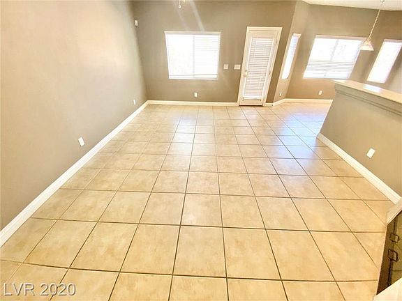 4th image of 1750 Dark Wolf Ave #0