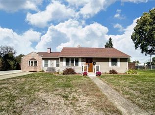 1616 Victory Dr, Springfield, OH 45505