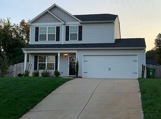 9519 Parkridge Dr, Charlotte, NC 28214