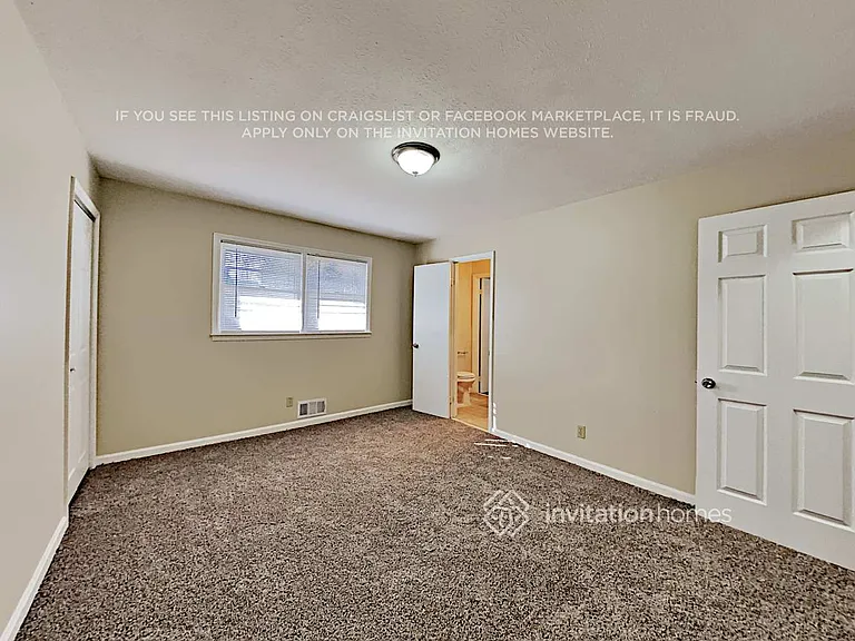 624 Princess Cir — Photo 11