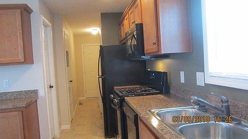 4th image of 870 Firwood Dr