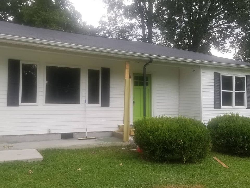1st image of 635 Hickory Ln