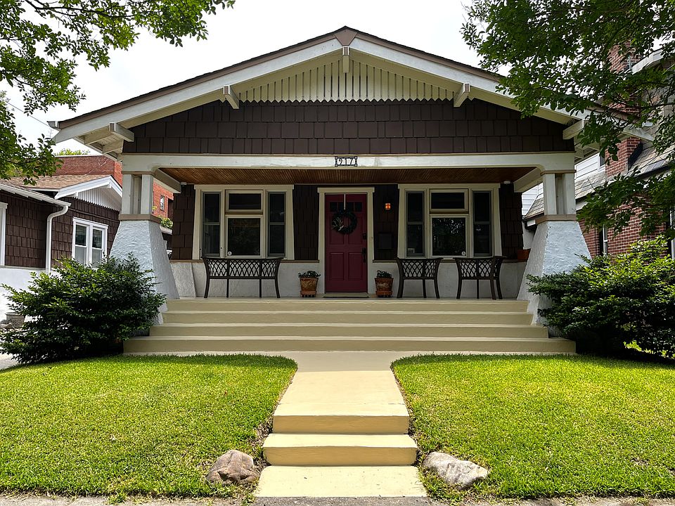1st image of 917 Gates Ave