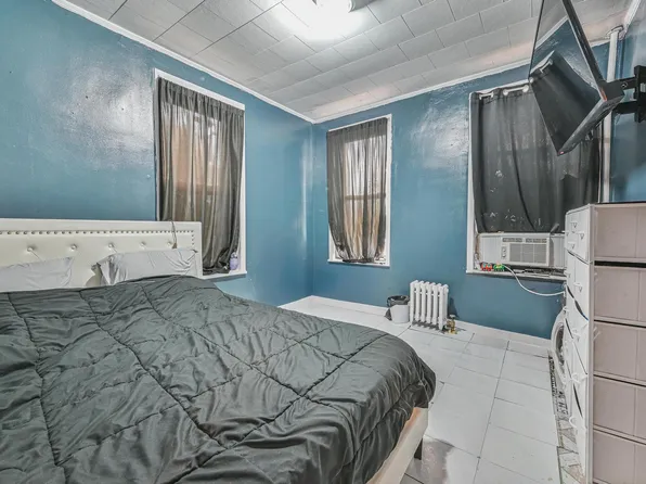 1089 Belmont Avenue image 6 of 18