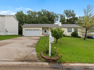 1053 Wrigley Cir, Warrenton, MO 63383