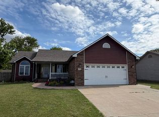 404 Wickersham Dr, McPherson, KS 67460