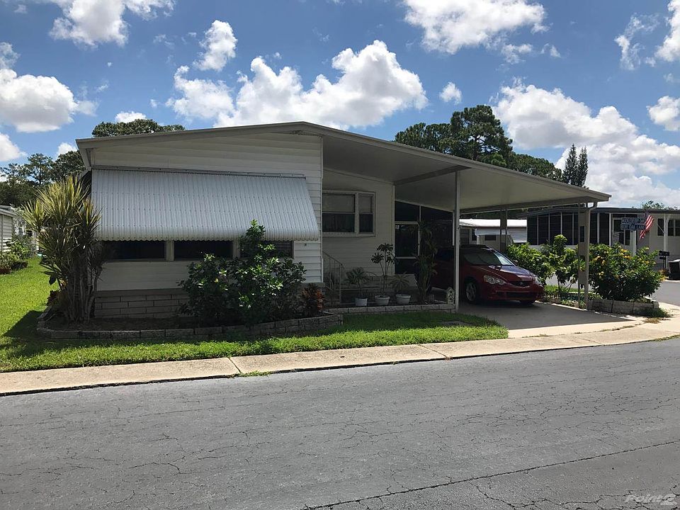 Beautifully landscaped corner lot