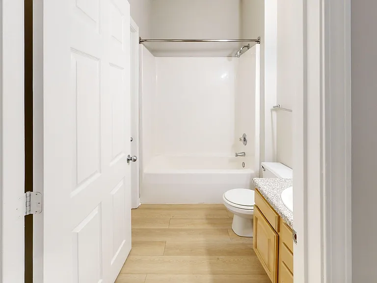 Newport 1 | Bathroom Newport 1 | Bathroom