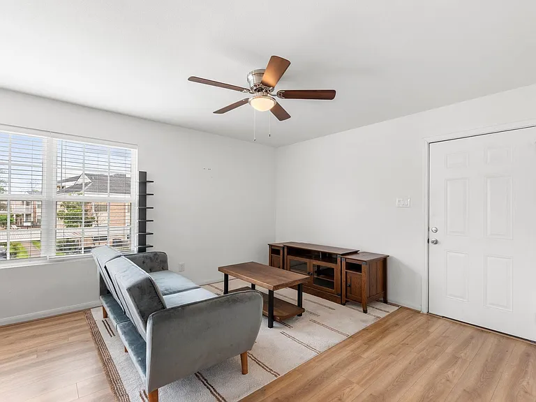 2750 Holly Hall St #1917 — Photo 5