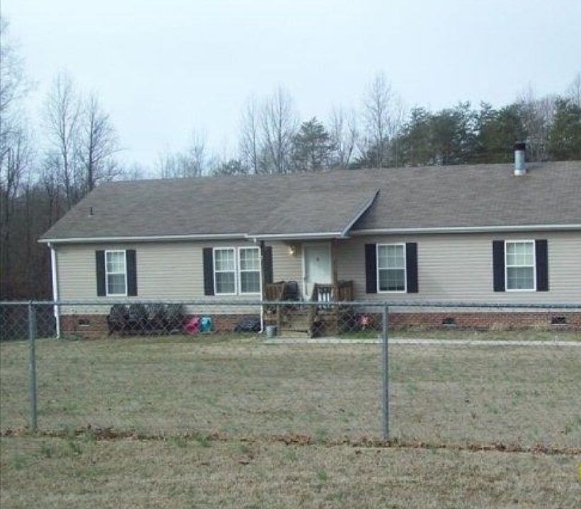 1st image of 471 Corning Dr