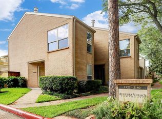 1978 Augusta Dr, Houston, TX 77057