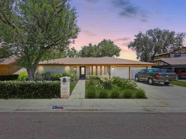 320 Nebraska St, Laredo, TX 78041