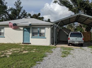 16 W Cooper Dr, Panama City, FL 32404