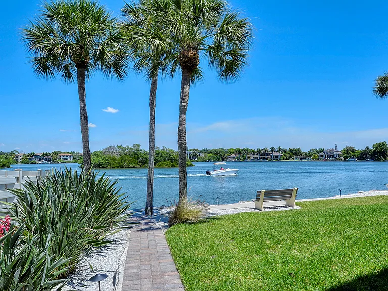 1215 S Portofino Dr #308 — Photo 42