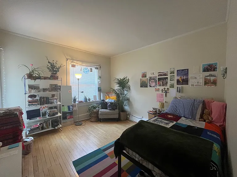 1030 N Marshall St — Photo 15