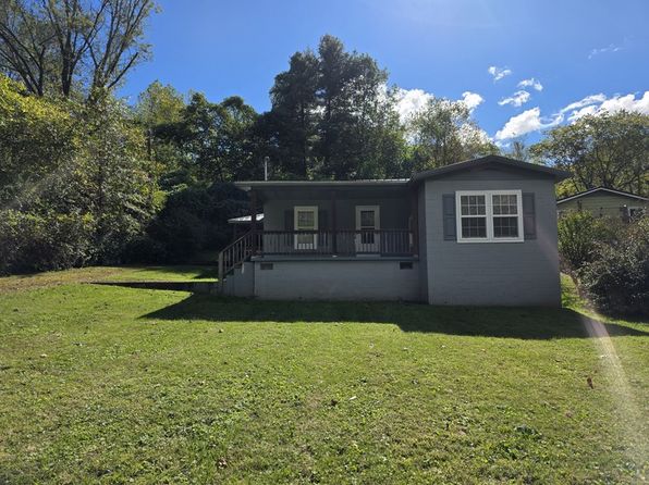 1404 Cumberland Ave W