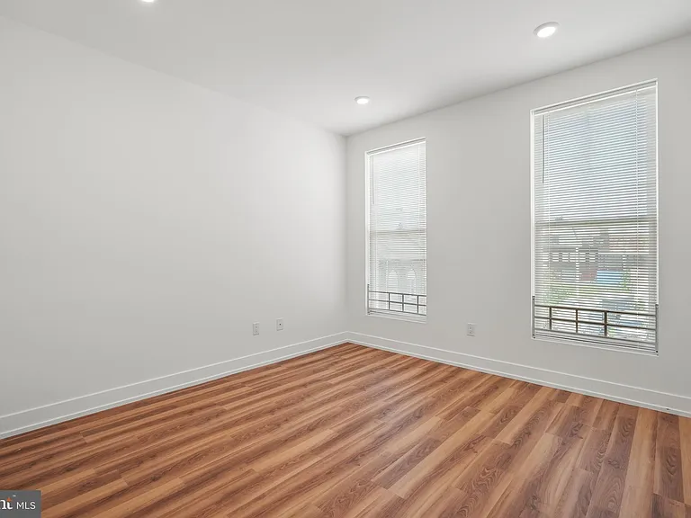 2325 Germantown Ave #3 — Photo 11