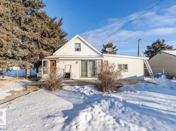 4717 50th Ave, Thorsby, AB T0C 2P0