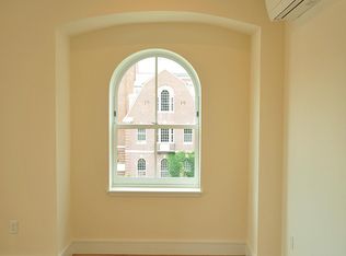 884 Beacon St, Boston, MA 02215