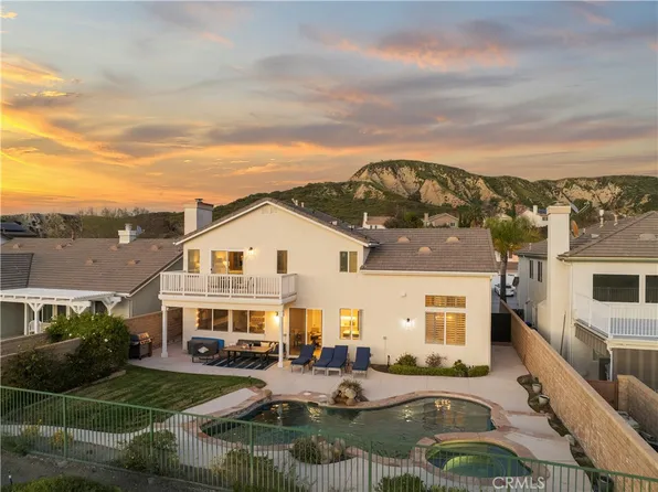 26451 Puffin Pl, Santa Clarita, CA 91387
