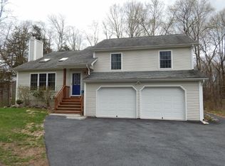 74 Hummel Rd, New Paltz, NY 12561