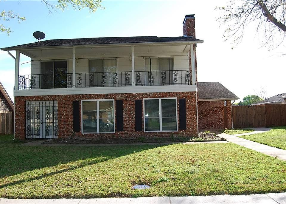 1st image of 409 Town North Dr
