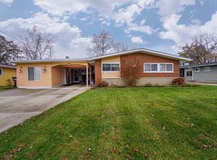 8842 Fontainebleau Ter, Cincinnati, OH 45231