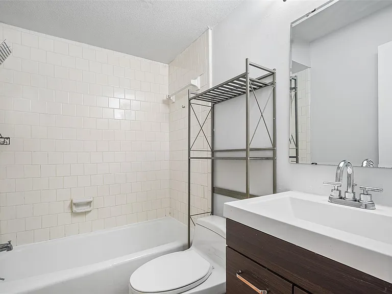 12633 Memorial Dr #118 — Photo 14