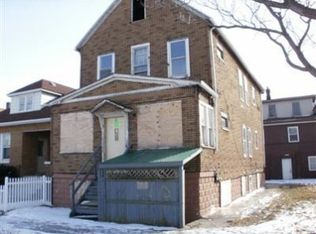627629 151st St, East Chicago, IN 46312