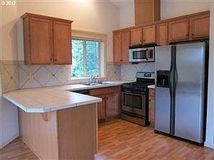 5th image of 16906 SE 39th St Unit A