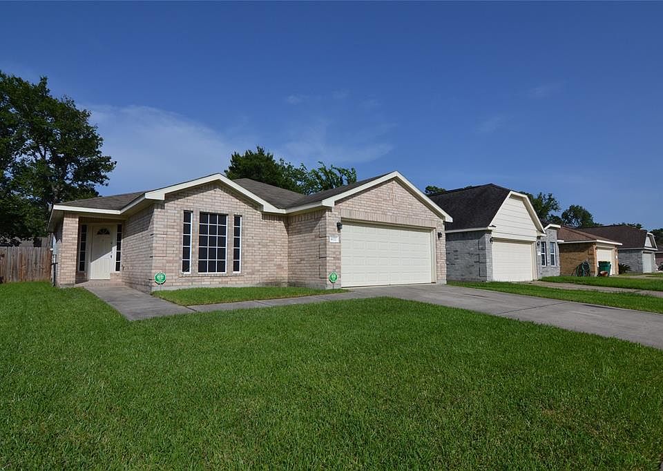 1st image of 4022 Cary Creek Dr