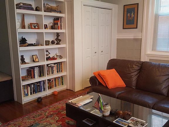 4th image of 18 E Eager St Floor 1